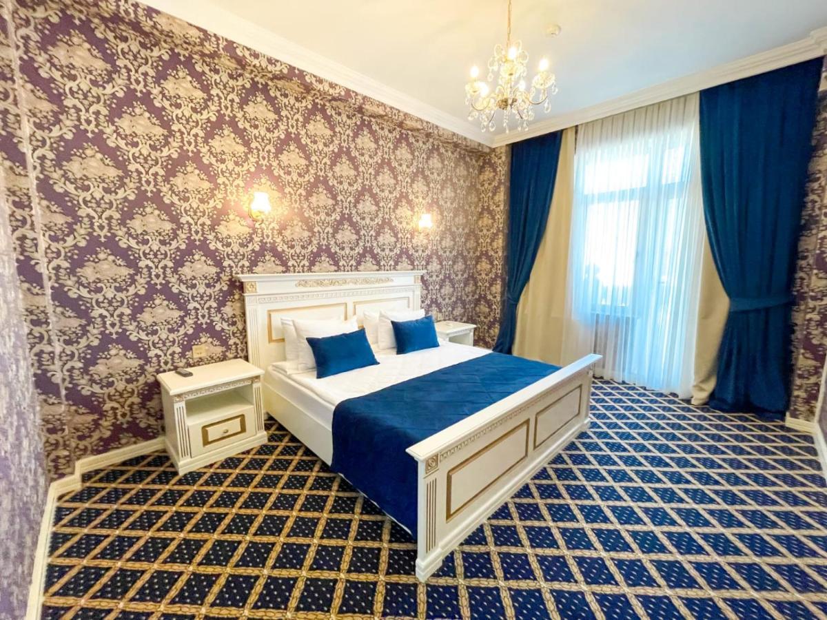 Premier Palace Baku Exterior photo