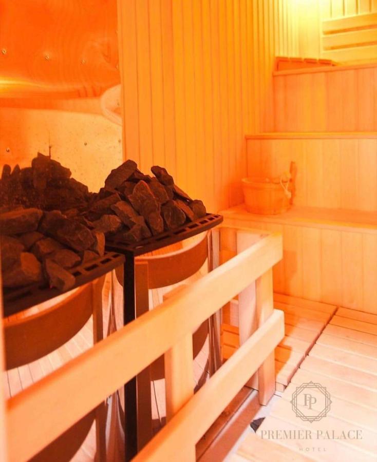 Premier Palace Baku Exterior photo A sauna heater